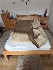 Abbildung: Bett - 120x200 - abzugeben