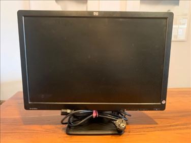Abbildung: Monitor HP LE2201w, 22 Zoll, funktionsfähig mit Netzkabel