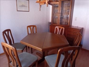 Abbildung: Esszimmer zu verschenken 