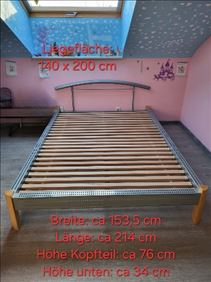 Abbildung: Metallbett, Liegefläche 140 x 200 cm