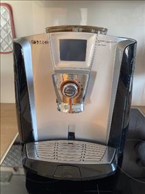 Abbildung: Kaffeevollautomat