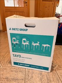 Abbildung: Duschstuhl mit Lehne