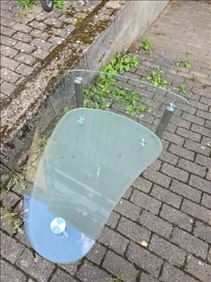 Abbildung: Glastisch